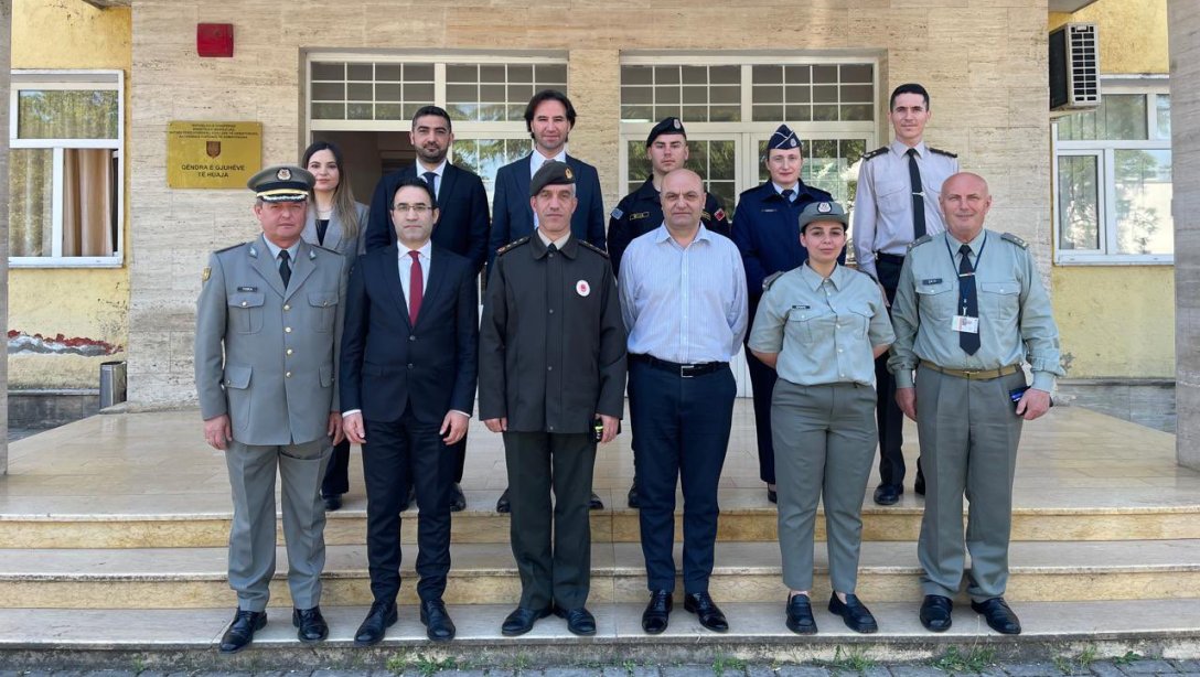 Arnavutluk Savunma Bakanliğinda Turkçe kursu açıldı